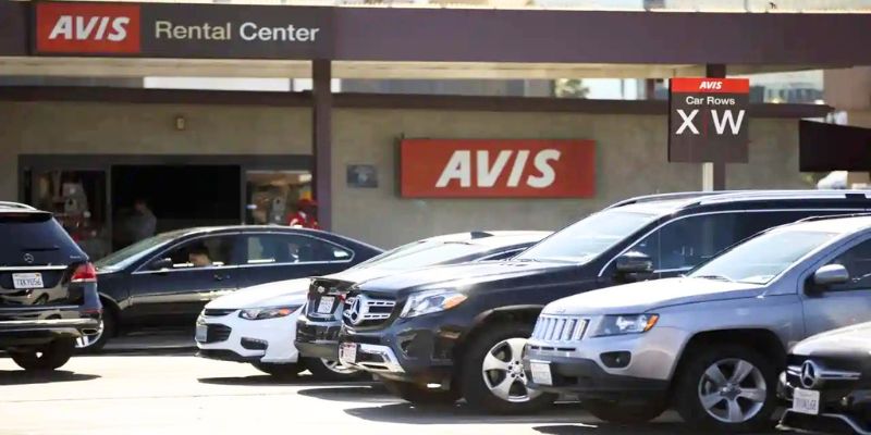 Avis Car Rental at JFK Airport: Booking, Deals & Services